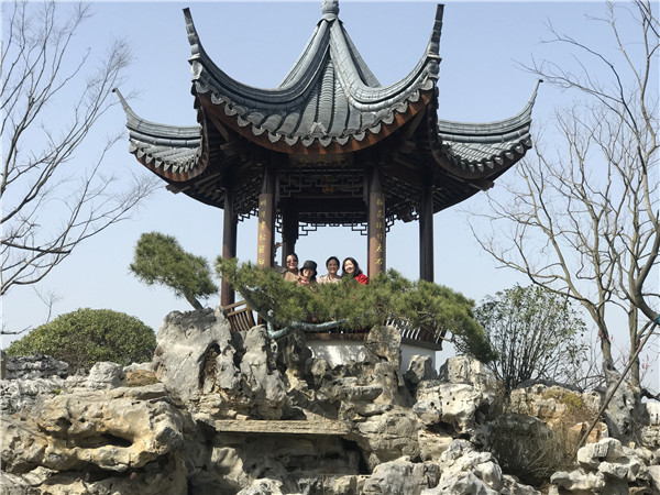 图三 女职工风采.jpg