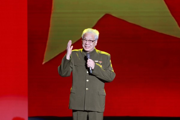 图三 《红梅赞》比赛照片_副本.jpg