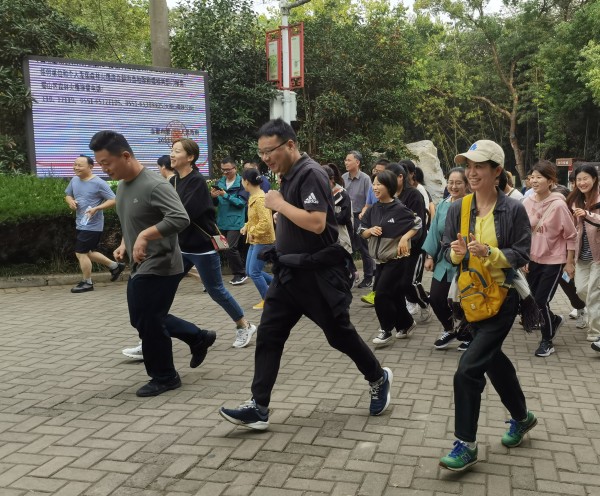 图二 比赛开始.jpg