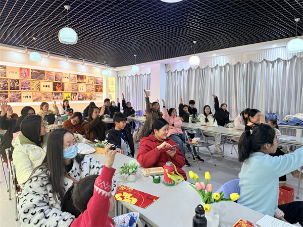 图五 活动现场.jpg