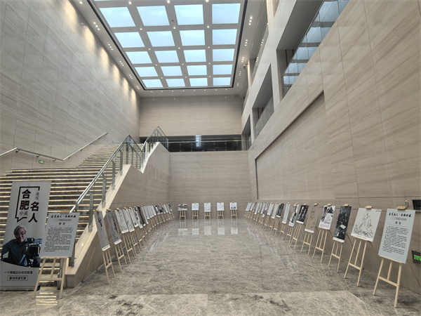 图二 康诗纬人物速写作品展.jpg