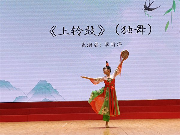图五 活动现场.jpg