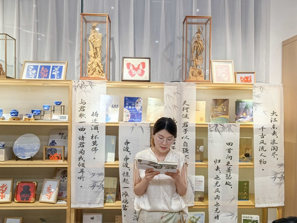 成人读者分享.jpg