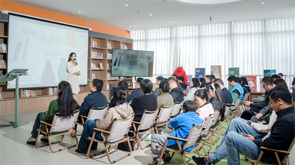 图二 揭牌仪式现场.jpg