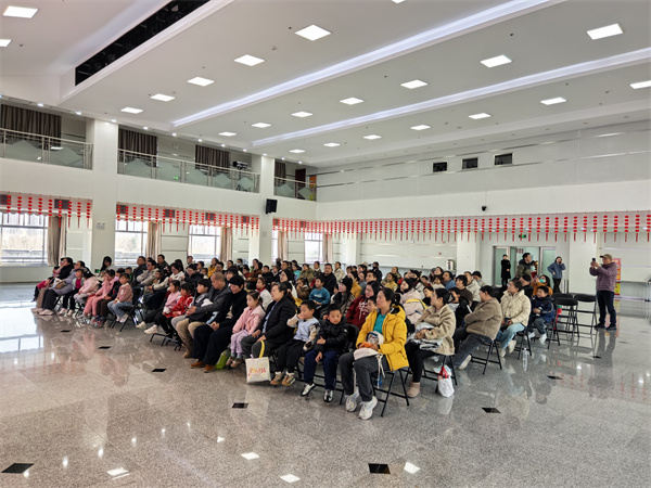 图四 活动现场.jpg