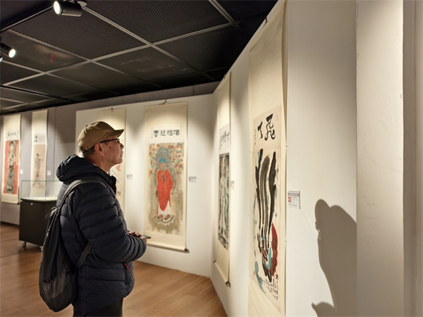 图四 展览现场.jpg 图四 展览现场.jpg