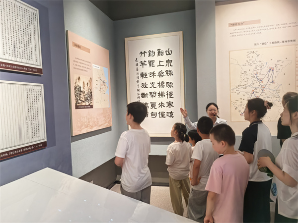 图四 参观刘铭传纪念馆.jpg