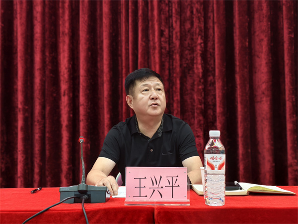 图二 市文旅局工会主席王兴平出席指导.jpg 图二 市文旅局工会主席王兴平出席指导.jpg
